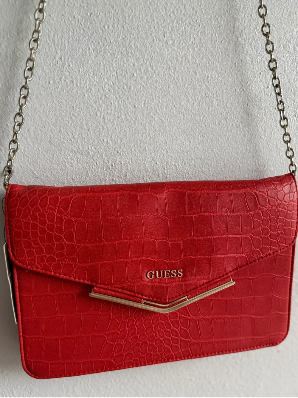 GUESS Red Clutch Type Wallet with
Chain